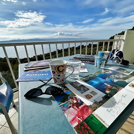 Neomi-greta Apartman Brela